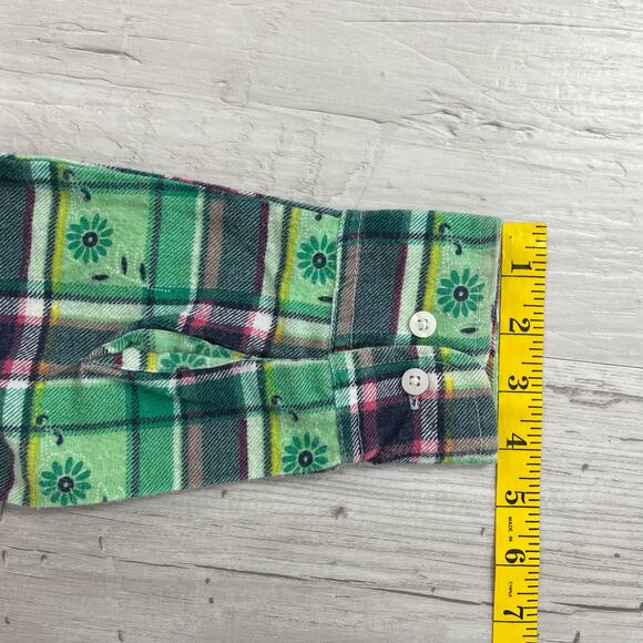 American Sweetheart Flannel Soft Fall Plaid Floral Long Sleeve Button Down Shirt - Picture 9 of 9